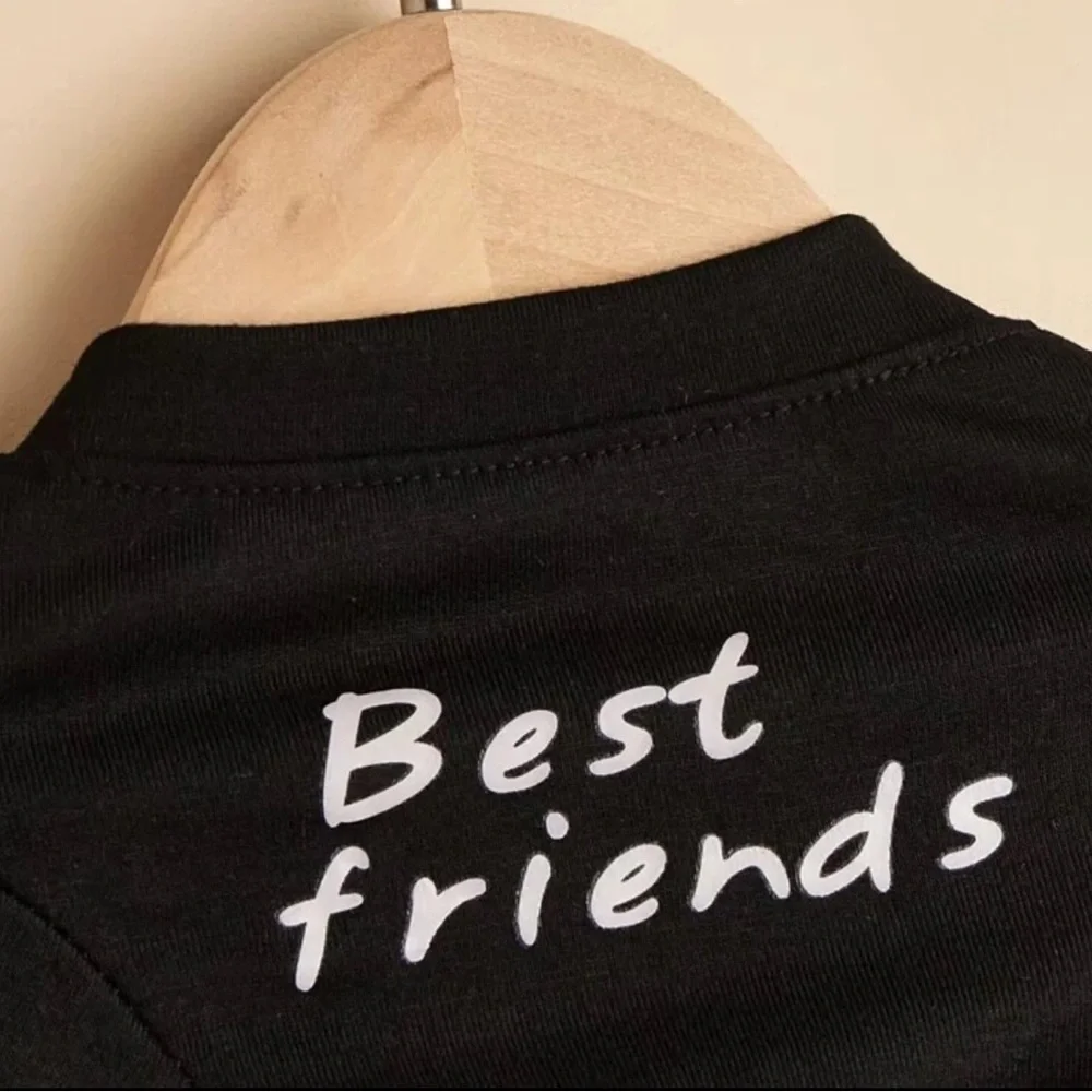 Small Dog Or Cat Pet Tee T-Shirt Best Friends Black Clothing